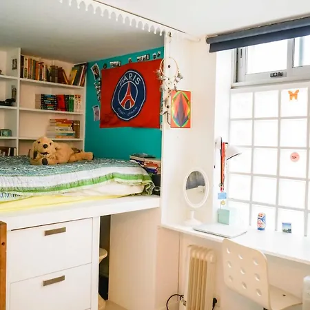 Spacious Family Nest Near Belleville Appartement *